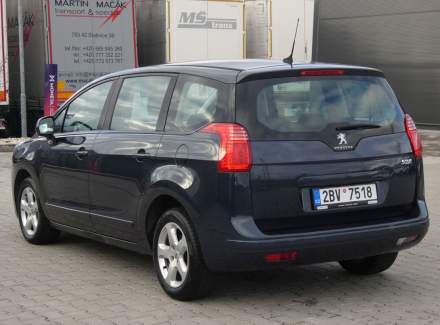 Peugeot - 5008