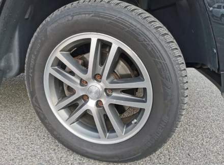 Jeep - Grand Cherokee