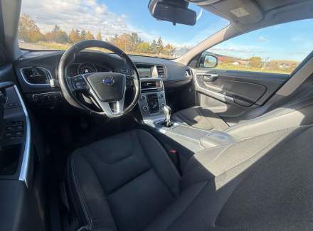 Volvo - V60