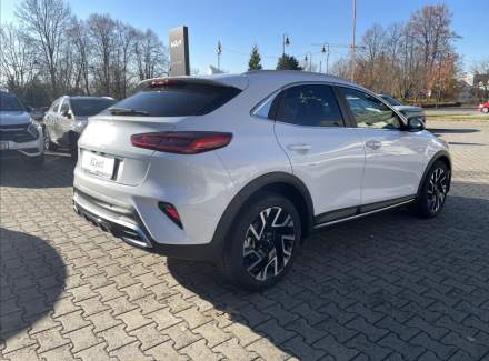 Kia - XCeed