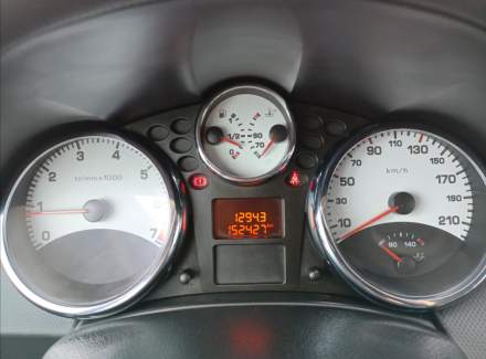 Peugeot - 207