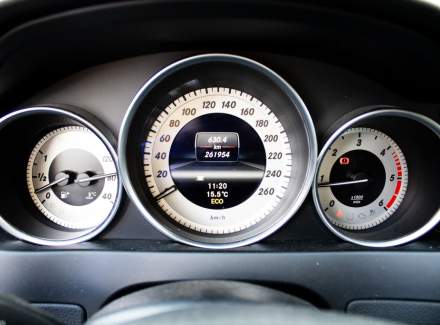 Mercedes-Benz - C-class