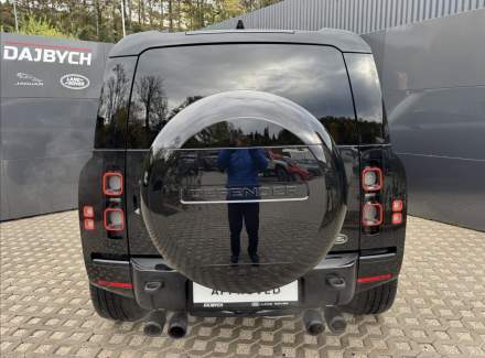 Land Rover - Defender