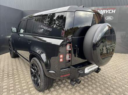 Land Rover - Defender