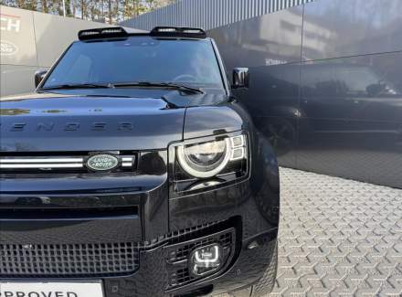 Land Rover - Defender