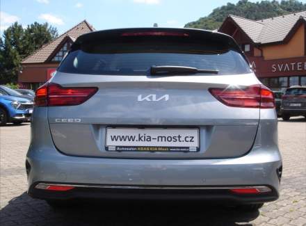 Kia - Cee'd