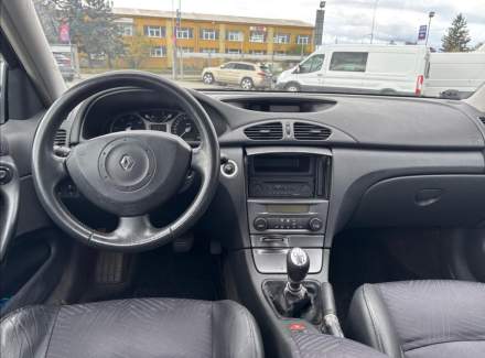 Renault - Laguna