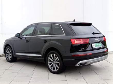 Audi - Q7