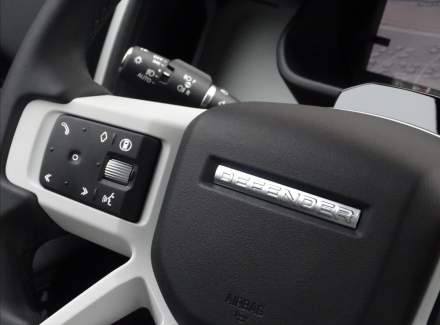 Land Rover - Defender