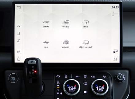 Land Rover - Defender