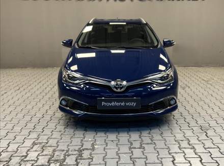 Toyota - Auris