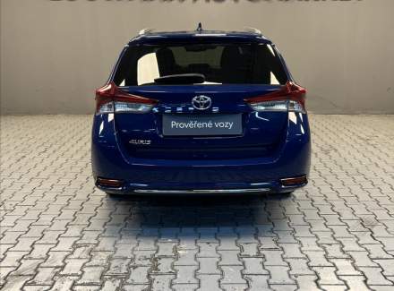 Toyota - Auris