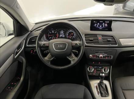 Audi - Q3