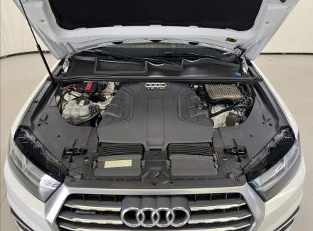 Audi - Q7