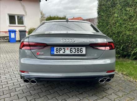 Audi - S5
