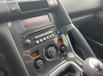 Peugeot - 3008