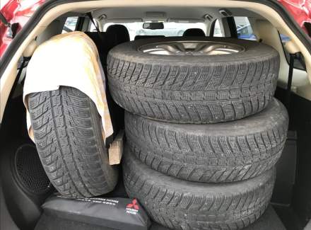 Mitsubishi - Outlander