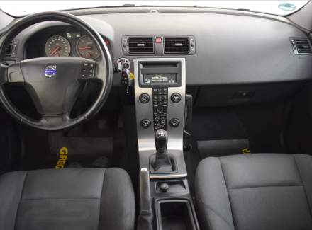 Volvo - V50