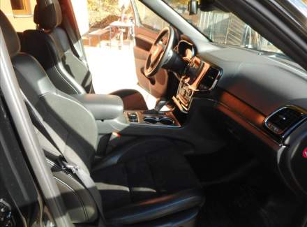 Jeep - Grand Cherokee