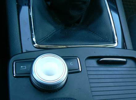 Mercedes-Benz - C-class