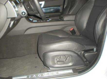 Jaguar - XF