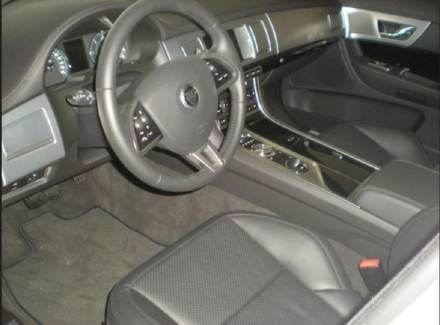 Jaguar - XF