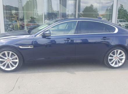Jaguar - XF