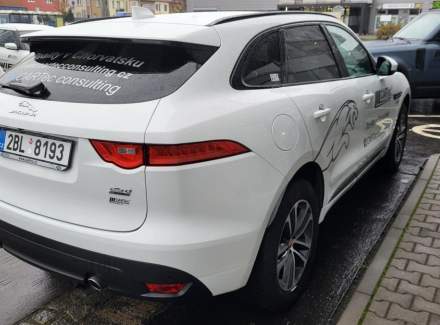 Jaguar - F-Pace