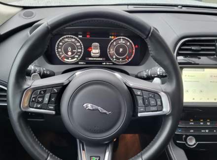 Jaguar - F-Pace