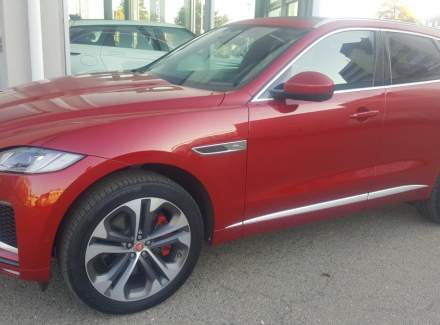 Jaguar - F-Pace
