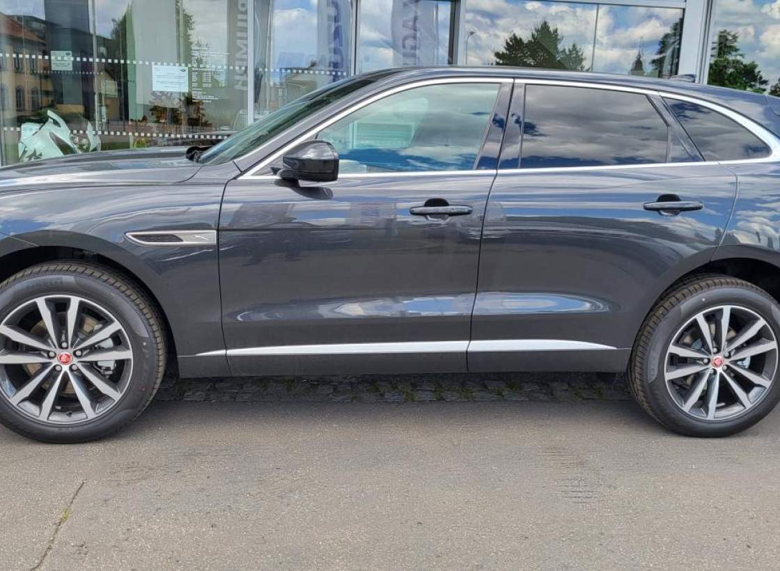 Jaguar - F-Pace