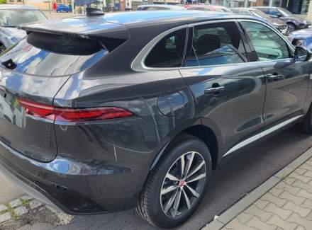 Jaguar - F-Pace