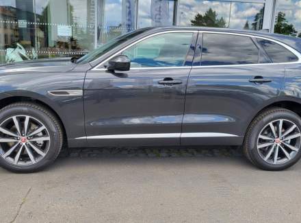 Jaguar - F-Pace