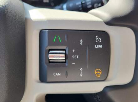 Land Rover - Defender