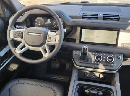 Land Rover - Defender