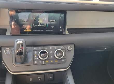 Land Rover - Defender