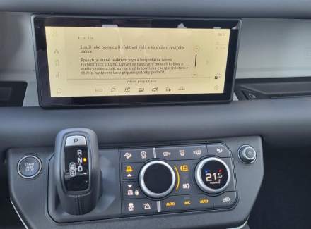 Land Rover - Defender