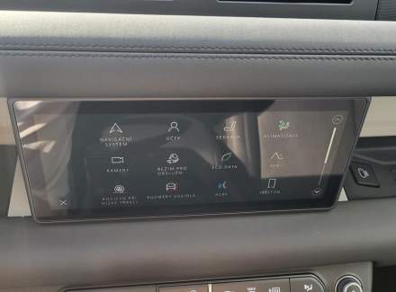 Land Rover - Defender