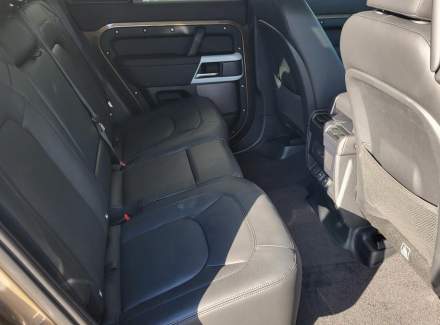 Land Rover - Defender