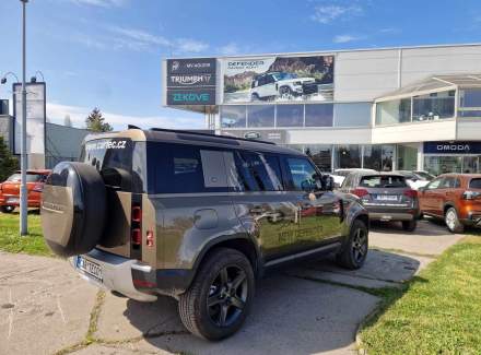 Land Rover - Defender