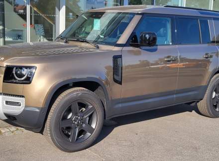 Land Rover - Defender
