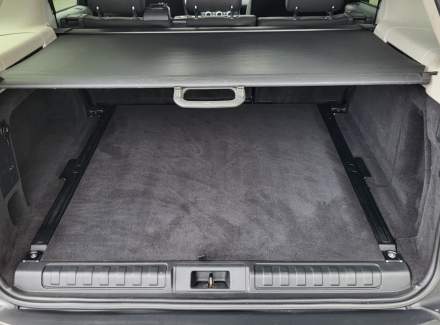 Land Rover - Discovery