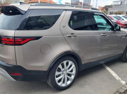 Land Rover - Discovery