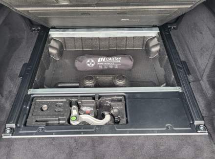 Land Rover - Discovery