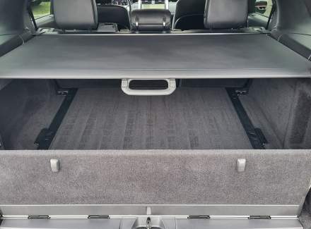 Land Rover - Discovery