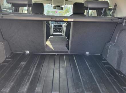 Land Rover - Discovery Sport