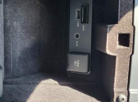 Land Rover - Discovery Sport