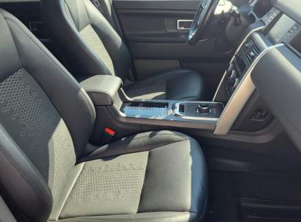 Land Rover - Discovery Sport