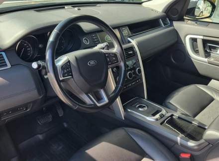 Land Rover - Discovery Sport