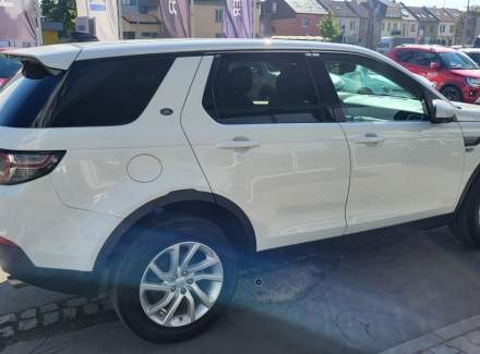 Land Rover - Discovery Sport
